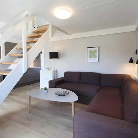 Holiday home Iv *